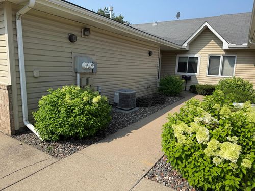 6313 Vera Cruz Ln N, Brooklyn Park, MN, 55429-2043 | Card Image