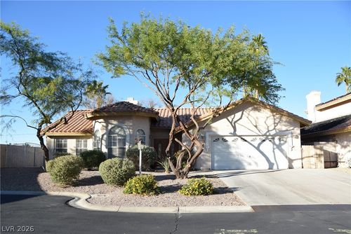 3640 Willow Bend Ct, Las Vegas, NV, 89121-7221 | Card Image