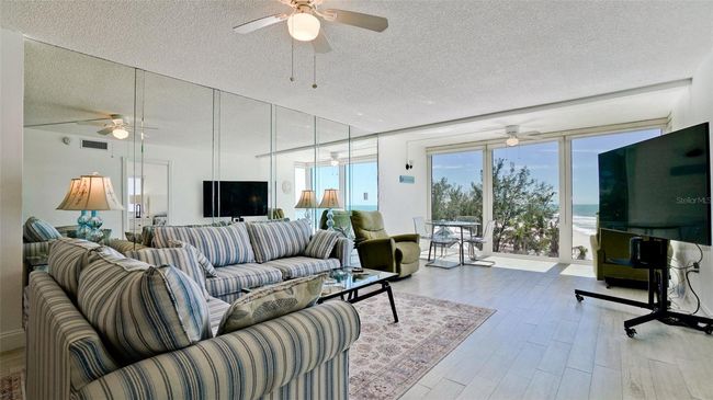 UNIT-504 - 5200 Gulf Dr, Condo with 2 bedrooms, 2 bathrooms and null parking in HOLMES BEACH FL | Image 8