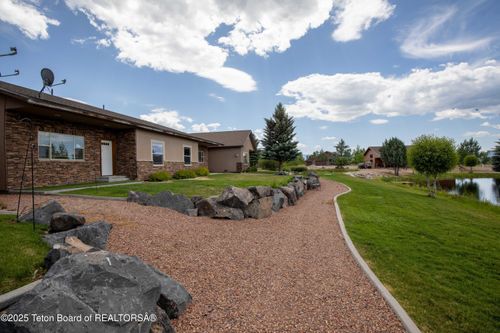 317 Cedar Springs Dr, Thayne, WY, 83127-2000 | Card Image