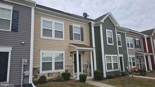 49 Darien Dr, BUNKER HILL, WV, 25413-1115 | Card Image