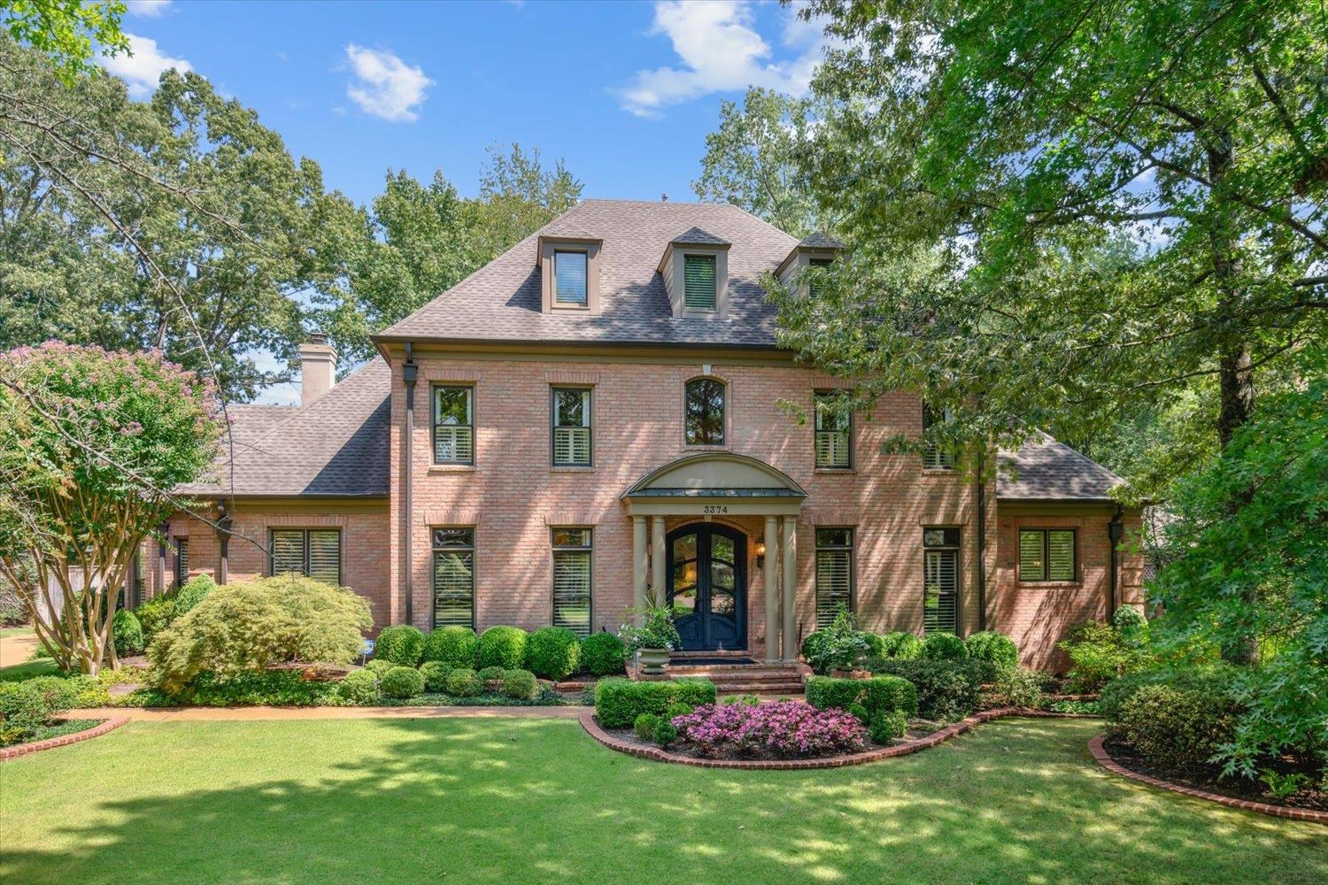 Bedford Ln, Germantown, TN 38139