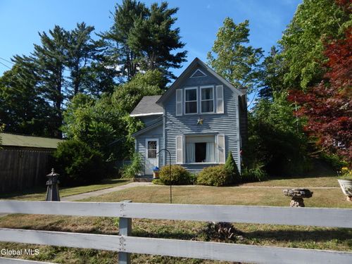 25 Summit St, Warrensburg, NY, 12885-1517 | Card Image