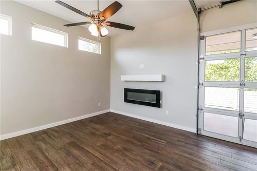 11307 Paradise Out Ln, Oklahoma City, OK, 73131-3107 | Card Image