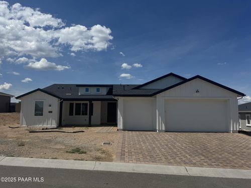 7042 Wallflower Way, Prescott, AZ, 86305-0161 | Card Image