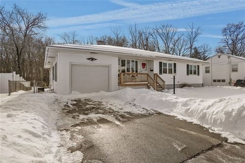 25 Fisher St, North Providence, RI, 02911-2119 | Card Image