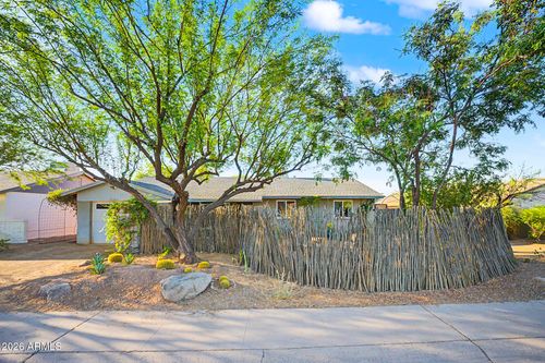 8243 E Monte Vista Rd, Scottsdale, AZ, 85257-2834 | Card Image