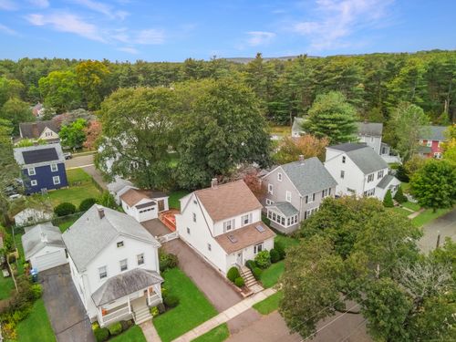 18 Ingram St, Hamden, CT, 06517-1834 | Card Image