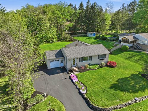 15 Homestead Dr, Latham, NY, 12110-5325 | Card Image