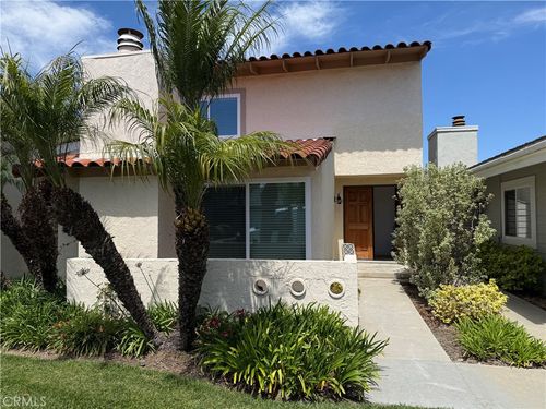 7069 Island Village Dr, Long Beach, CA, 90803-4304 | Card Image