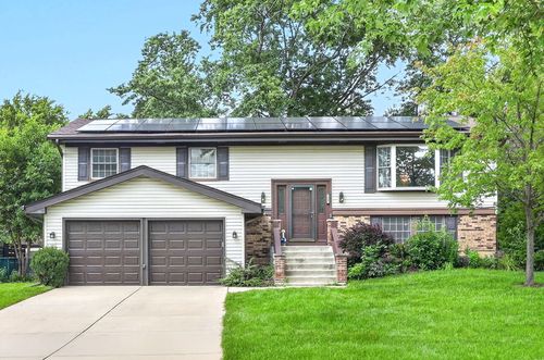 215 Edgebrook Dr, Bloomingdale, IL, 60108-1717 | Card Image