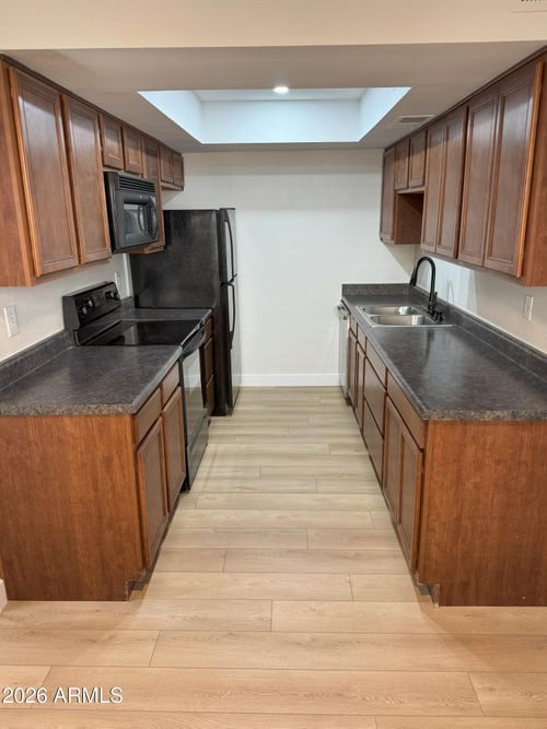 8530 E Belleview St, Scottsdale, AZ, 85257-4176 | Card Image