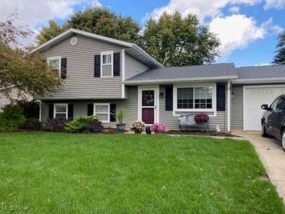 460 Xavier Street, House other with 4 bedrooms, 1 bathrooms and null parking in Elyria OH | Image 1