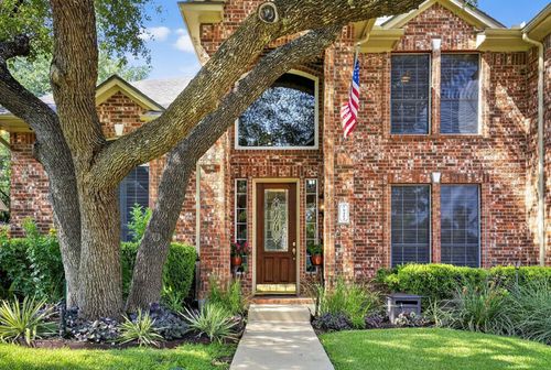9400 Graceland Trl, Austin, TX, 78717-2972 | Card Image