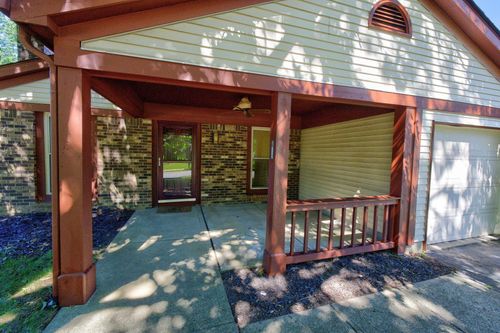 6349 Emberwood Rd, Dublin, OH, 43017-1905 | Card Image