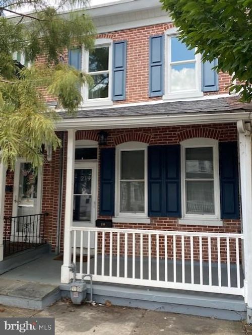 219 Woodlawn Ave, WILMINGTON, DE, 19805-3342 | Card Image