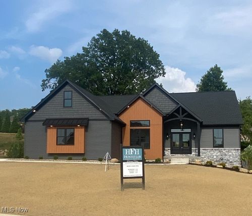 3430 Joyce Ave Nw, Massillon, OH, 44646-7317 | Card Image
