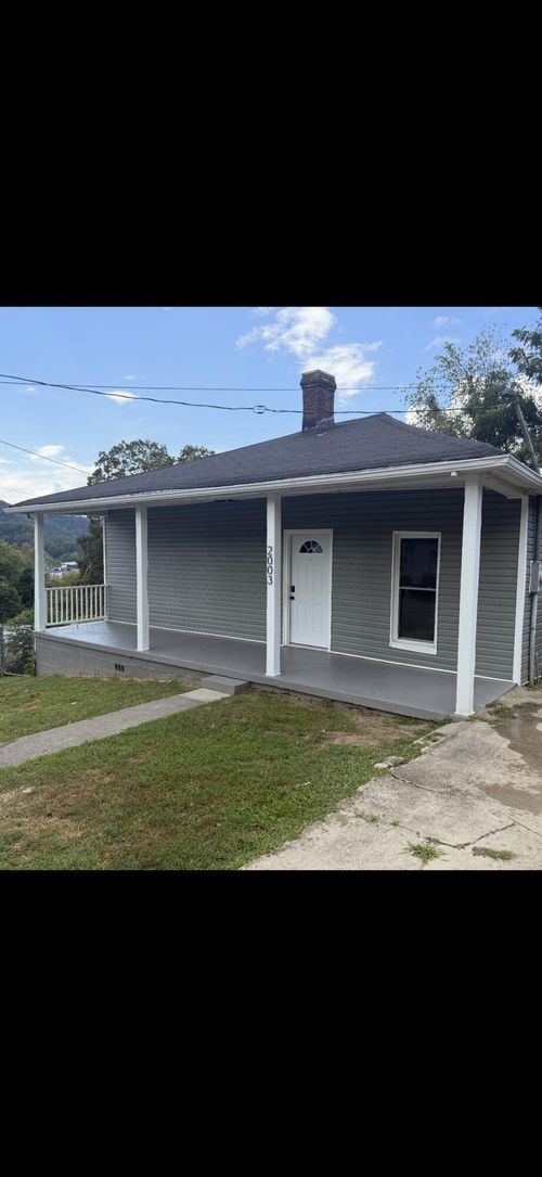 2003 Kentucky Ave, Jackson, KY, 41339-1107 | Card Image