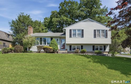 425 Sonstrom Rd, Bristol, CT, 06010-2860 | Card Image