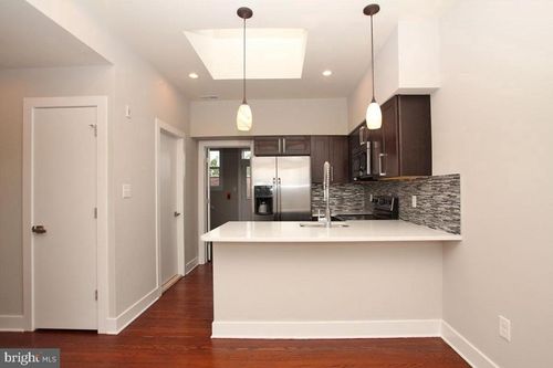1b-400 S 45th St, PHILADELPHIA, PA, 19104-3946 | Card Image