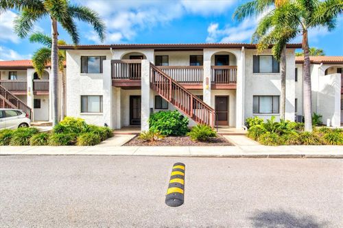 54-201-1654 Stickney Point Rd, SARASOTA, FL, 34231-3738 | Card Image