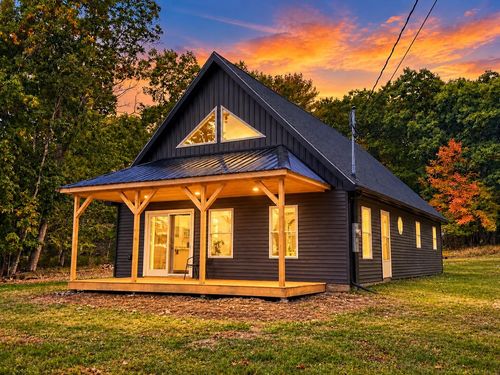 21 Betts Rd, Orrington, ME, 04474-3830 | Card Image