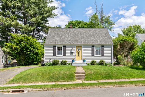 22 Rowe Pl, Bristol, CT, 06010-6714 | Card Image