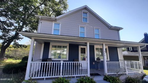 828 George St, Lilly, PA, 15938-1132 | Card Image