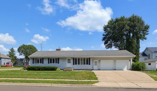 108 Park Street N, Fairfax, MN, 55332 | Card Image