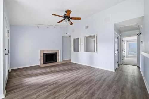 3621-1212 Horizon Trl, Arlington, TX, 76011-2901 | Card Image