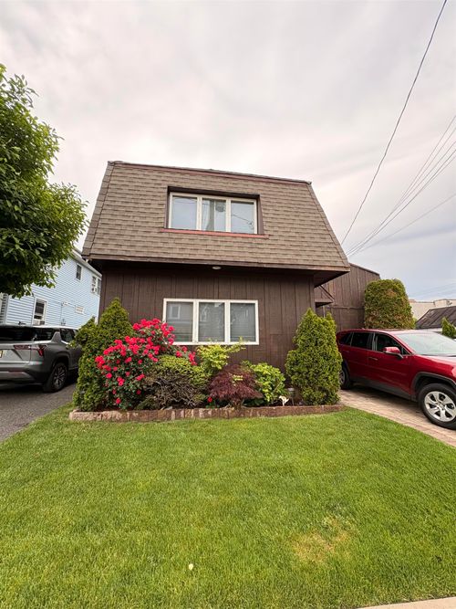 2-32 Franklin St, Hackensack, NJ, 07601-6767 | Card Image