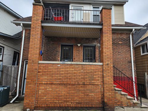 11453 Mcdougall St, Hamtramck, MI, 48212-3061 | Card Image