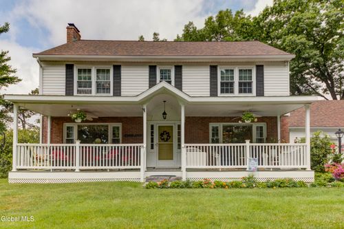 43 East Rd, Troy, NY, 12180-6860 | Card Image