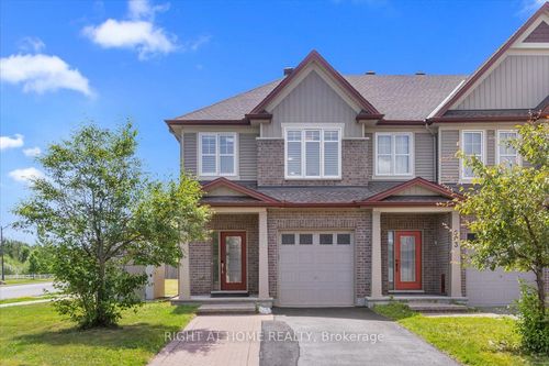 601 Willowmere Way, Gloucester, ON, K1T0K2 | Card Image