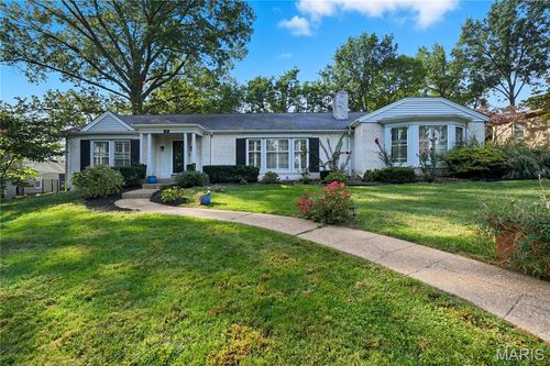 10 Ladue Hills Dr, Saint Louis, MO, 63132-4412 | Card Image