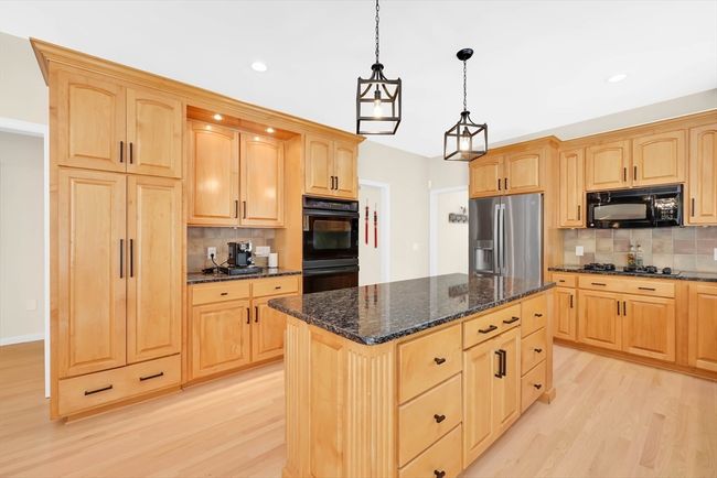 20 Ericka Cir, House other with 5 bedrooms, 6 bathrooms and 12 parking in East Longmeadow MA | Image 8