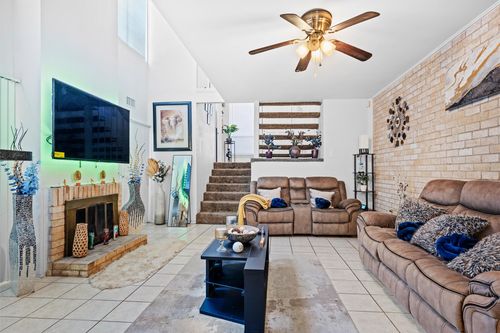 1324 El Camino Real, Euless, TX, 76040-6553 | Card Image