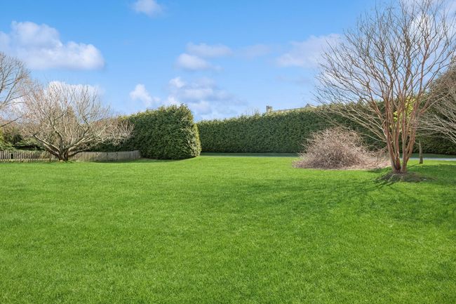8 Niamogue Ln, House other with 3 bedrooms, 2 bathrooms and null parking in Quogue NY | Image 25