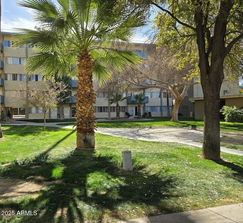 e207-349 E Thomas Rd, Phoenix, AZ, 85012-3209 | Card Image