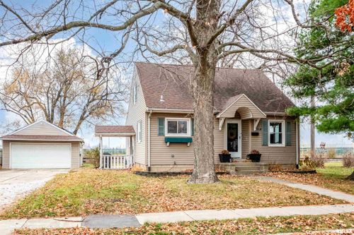 437 N Bauman Ave, Morton, IL, 61550-1604 | Card Image