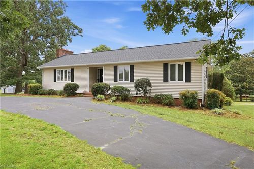 312 Aldridge Rd, Archdale, NC, 27263-3106 | Card Image