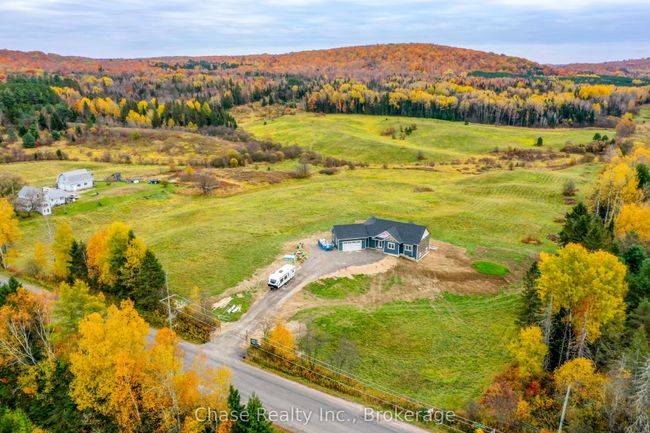 141 3 Mile Lake Rd, House other with 3 bedrooms, 2 bathrooms and 10 parking in Katrine ON | Image 40