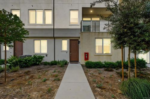 5485 Seacliff Pl, San Diego, CA, 92154-6692 | Card Image