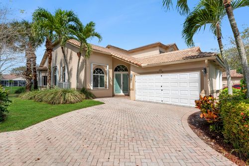 5135 Madison Lakes Cir E, Davie, FL, 33328-4516 | Card Image