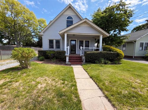 43 Highland Avenue, Brookhaven, NY, 11772 | Card Image