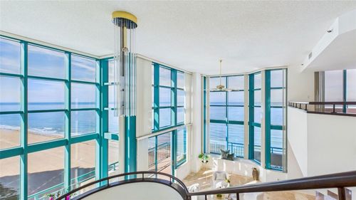 ph1-1520 Gulf Blvd, CLEARWATER BEACH, FL, 33767-2968 | Card Image