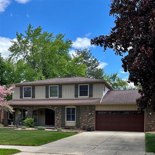 17274 Vacri Lane, Livonia, MI, 48152 | Card Image