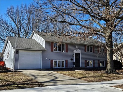 407 N Main St, Sullivan, IL, 61951-1535 | Card Image