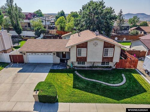 525 Fremont Ave, Rock Springs, WY, 82901-6629 | Card Image