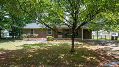 322 Robinson Street, House other with 3 bedrooms, 1 bathrooms and null parking in Decatur AL | Image 1